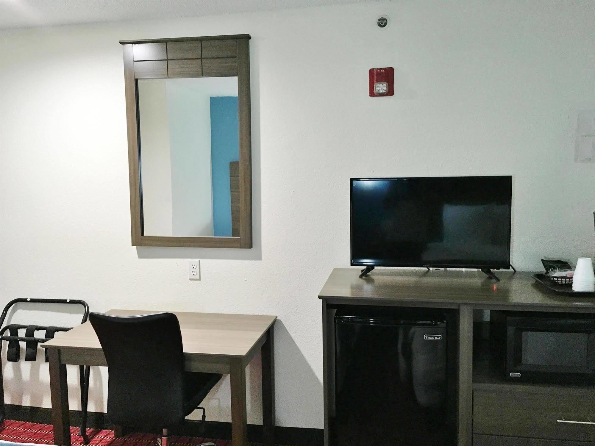 Americas Best Value Inn ディケーター エクステリア 写真