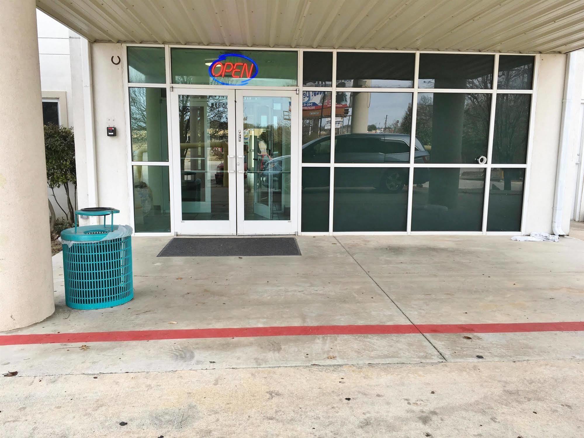 Americas Best Value Inn ディケーター エクステリア 写真